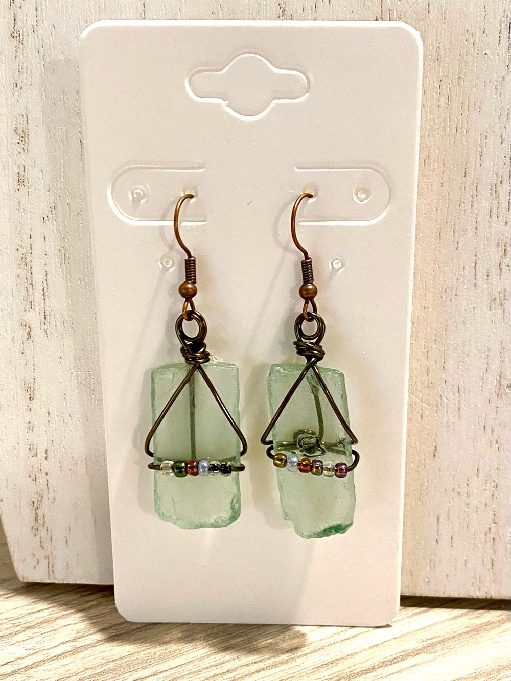 40. Handcrafted Sea Glass Drop Earrings - Pale Green - Unbranded - Picture 2 of 2